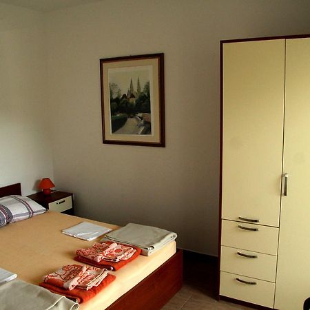 Apartment Alice 诺瓦利娅 外观 照片