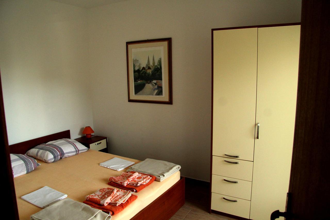 Apartment Alice 诺瓦利娅 外观 照片